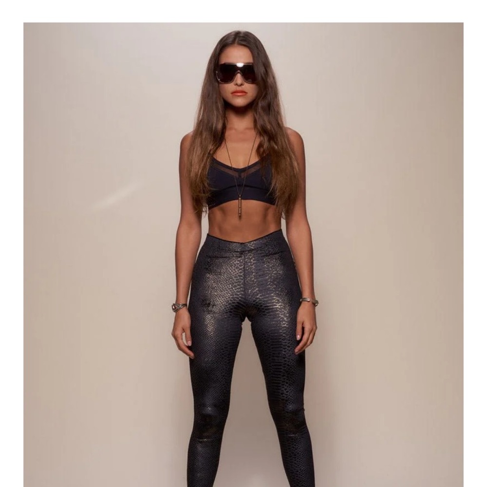 SpiritHoods WOMEN'S VELVET LEGGINGS | BLACK METALLIC SNAKESKIN size L